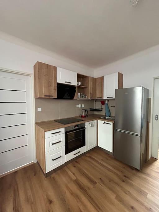 Apartamento Prazsky S Dobrou Dostupnosti Praga